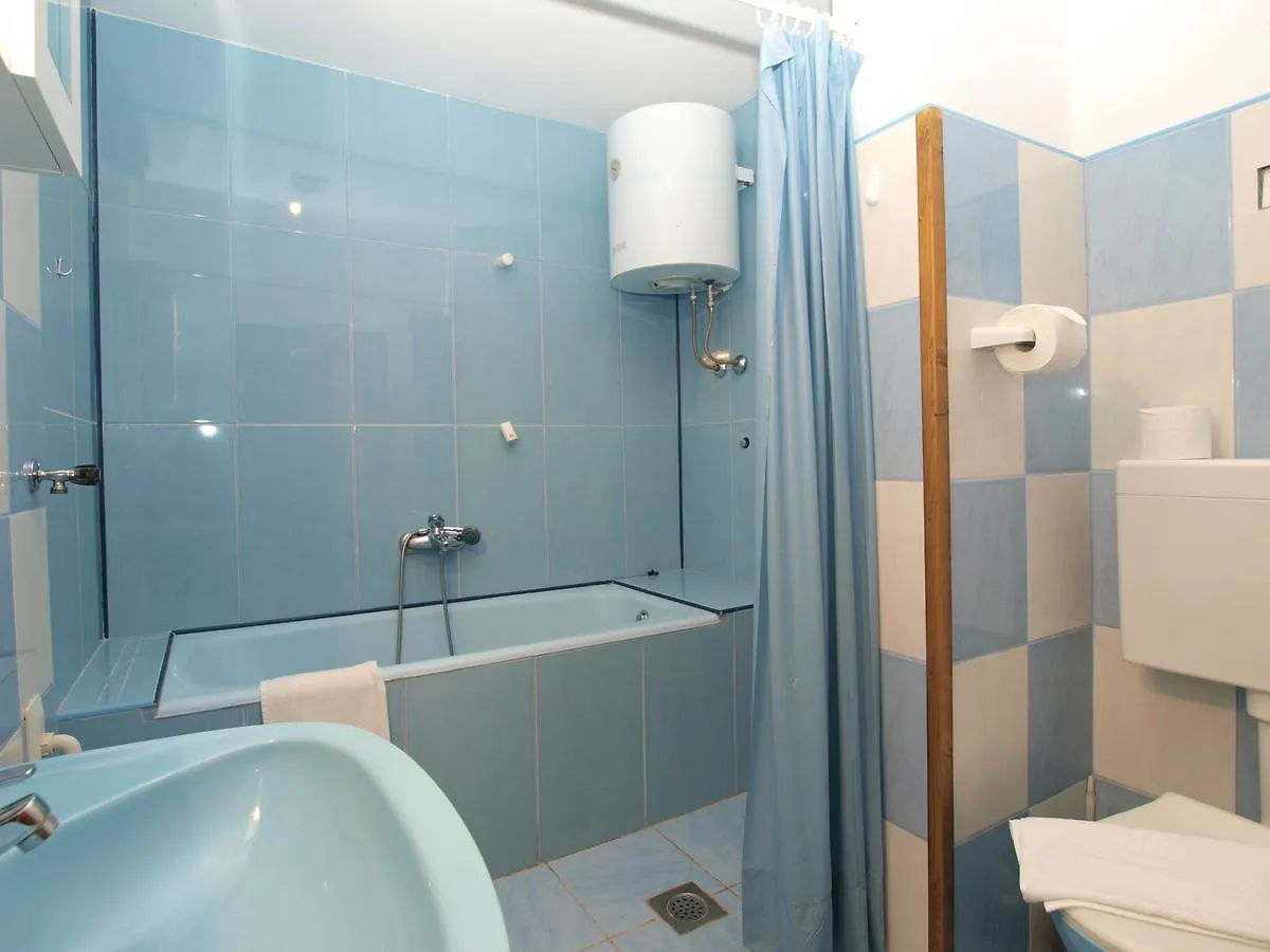 Apartments Davor 1676 Banjole Κροατία