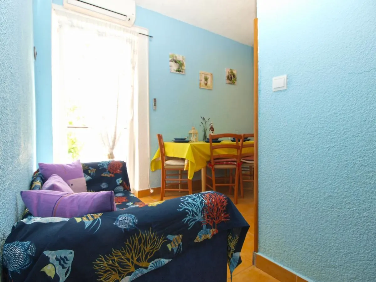באניולה Apartments Davor 1676 קרואטיה