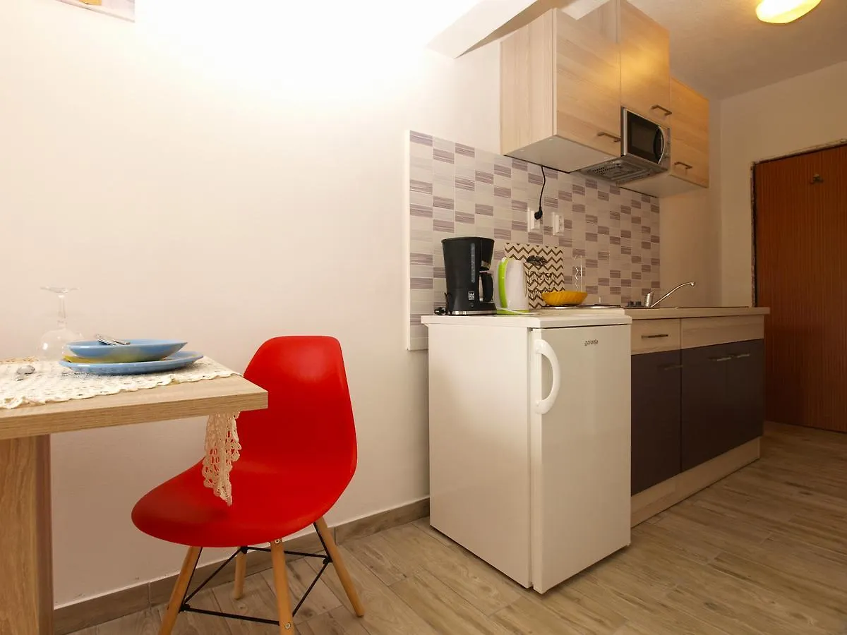 Apartments Davor 1676 Banjole 0*,  Κροατία