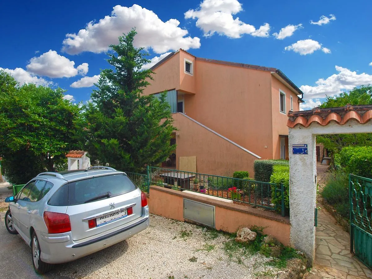 Apartments Davor 1676 Banjole