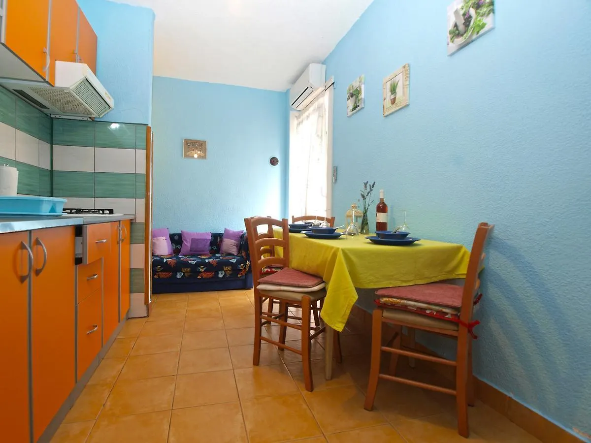 Apartments Davor 1676 Banjole